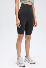 Load image into Gallery viewer, Hook &amp; Eye Waist Biker Shorts
