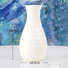 Load image into Gallery viewer, Origami Plastic Vase
