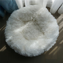 Load image into Gallery viewer, Super Plush Pet Bed
