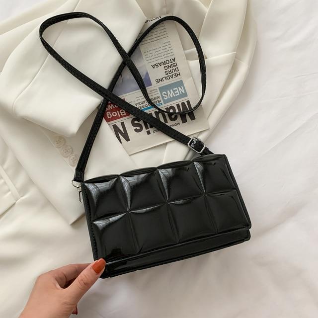 Literary Single-Shoulder Bag